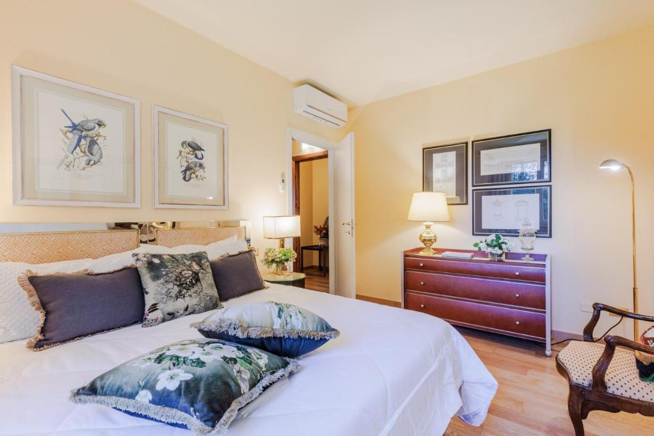 Villa Bassotta, A Charming Cottage Lucca Bagian luar foto