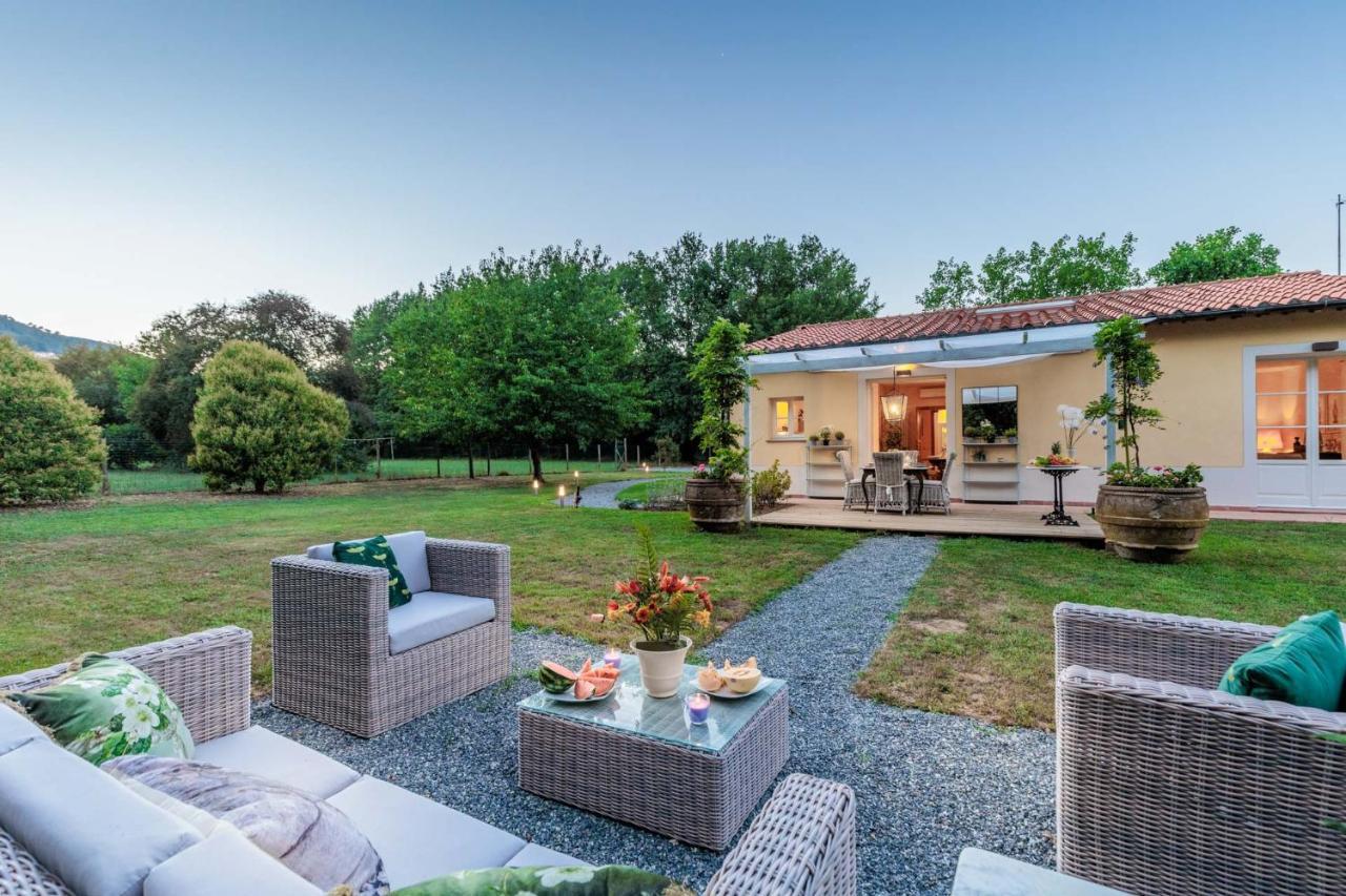Villa Bassotta, A Charming Cottage Lucca Bagian luar foto