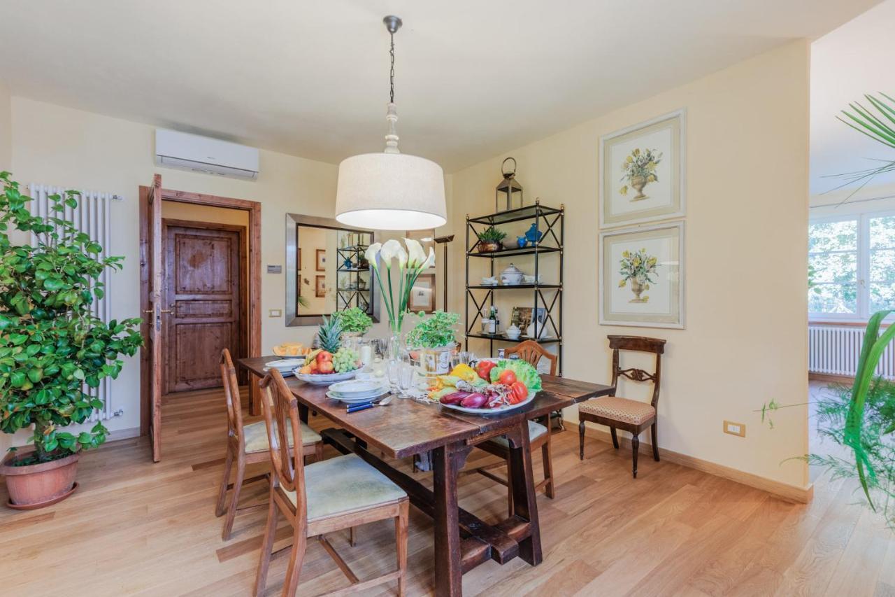 Villa Bassotta, A Charming Cottage Lucca Bagian luar foto